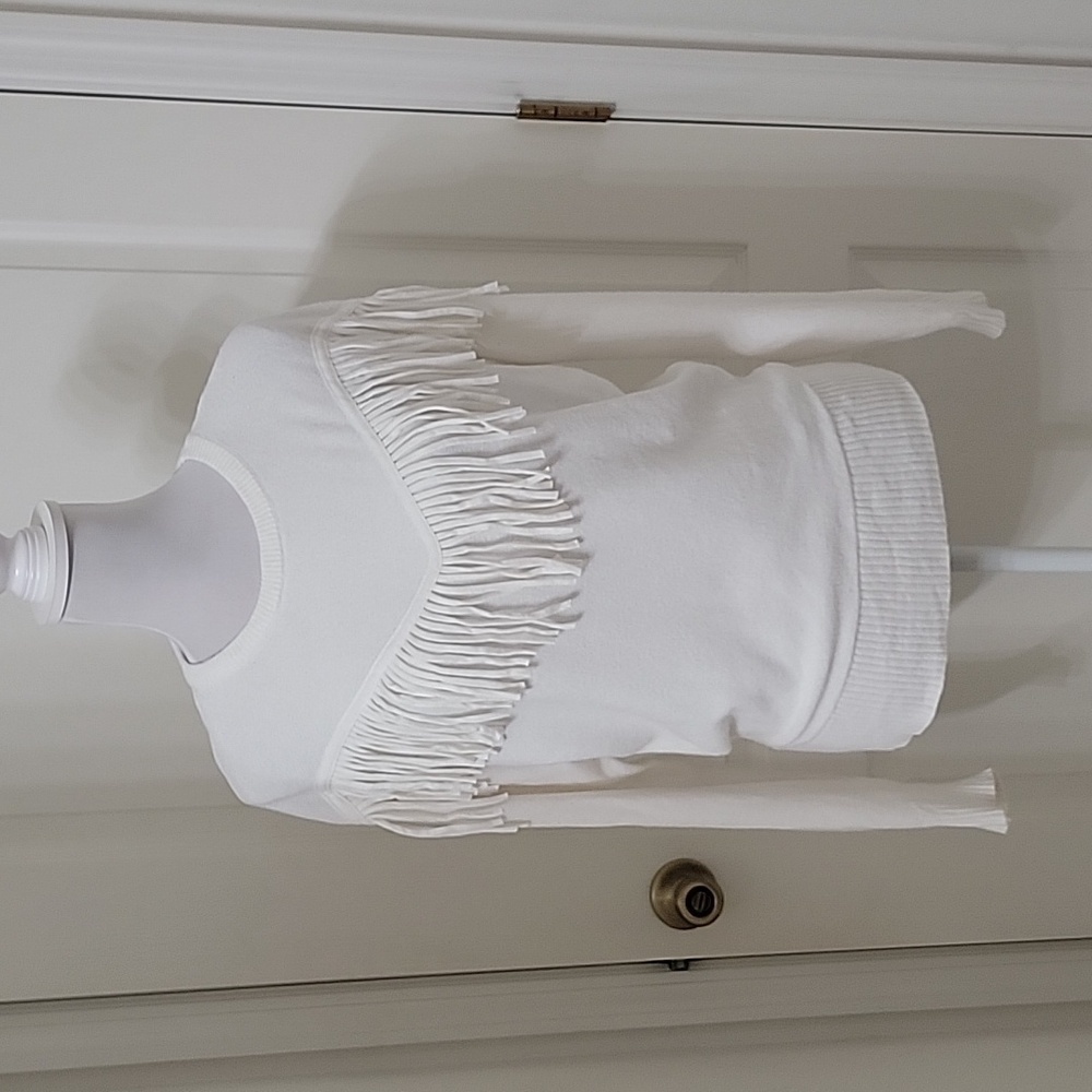 Chelsea & Theodore Size M Off White Long Sleeve Western Fringe Sweater, EUC